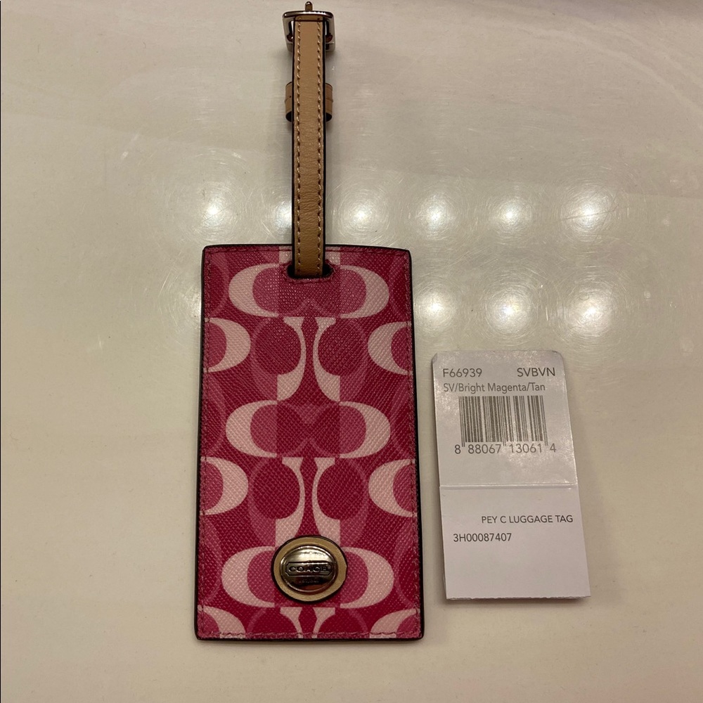 Coach Luggage Tag F66939